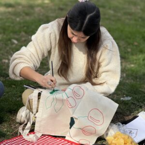 Tote bag painting